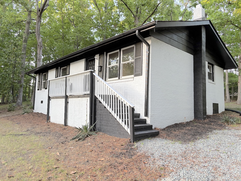 House at 114 Glosson Circle